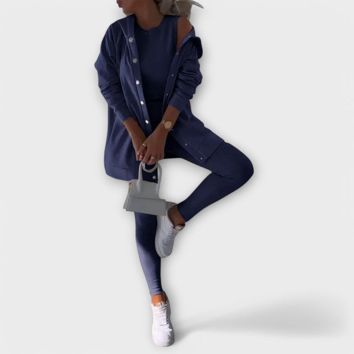 Zestaw trzech części z kardiganem