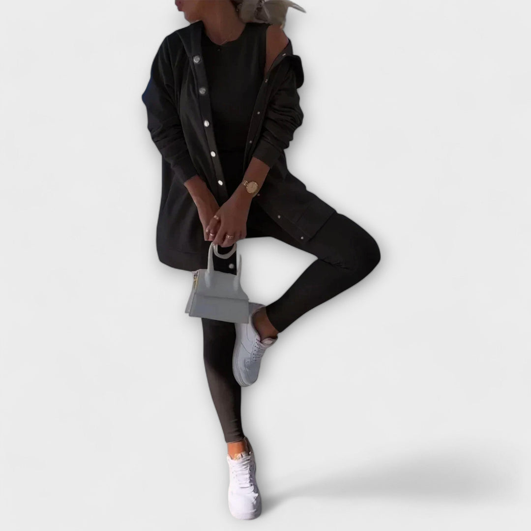 Zestaw trzech części z kardiganem