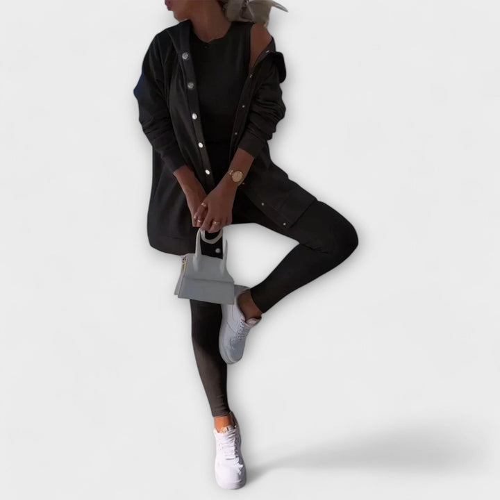 Zestaw trzech części z kardiganem